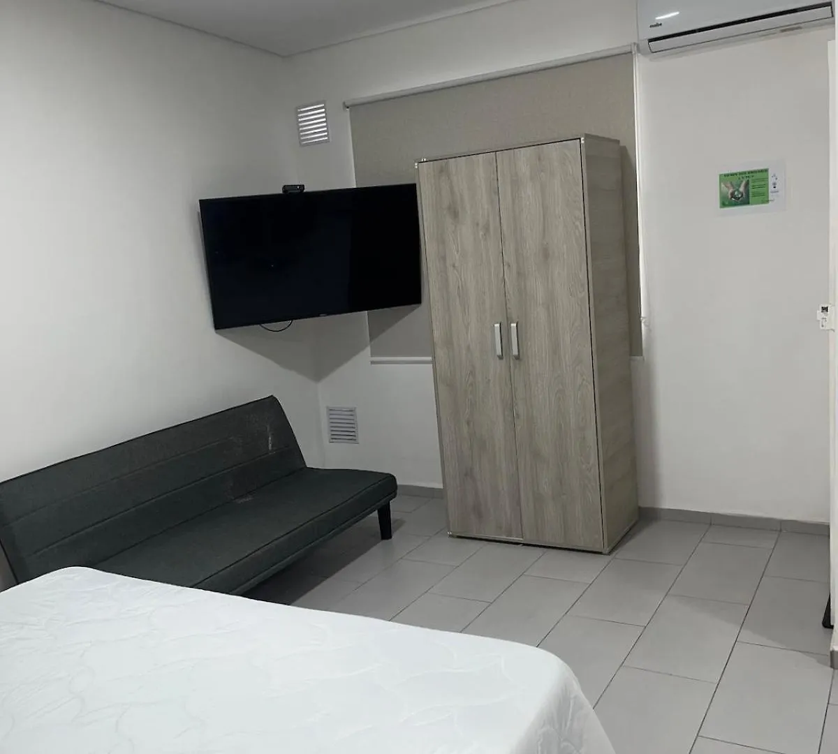 Comodo Y Centrado Apartaestudio En Cali