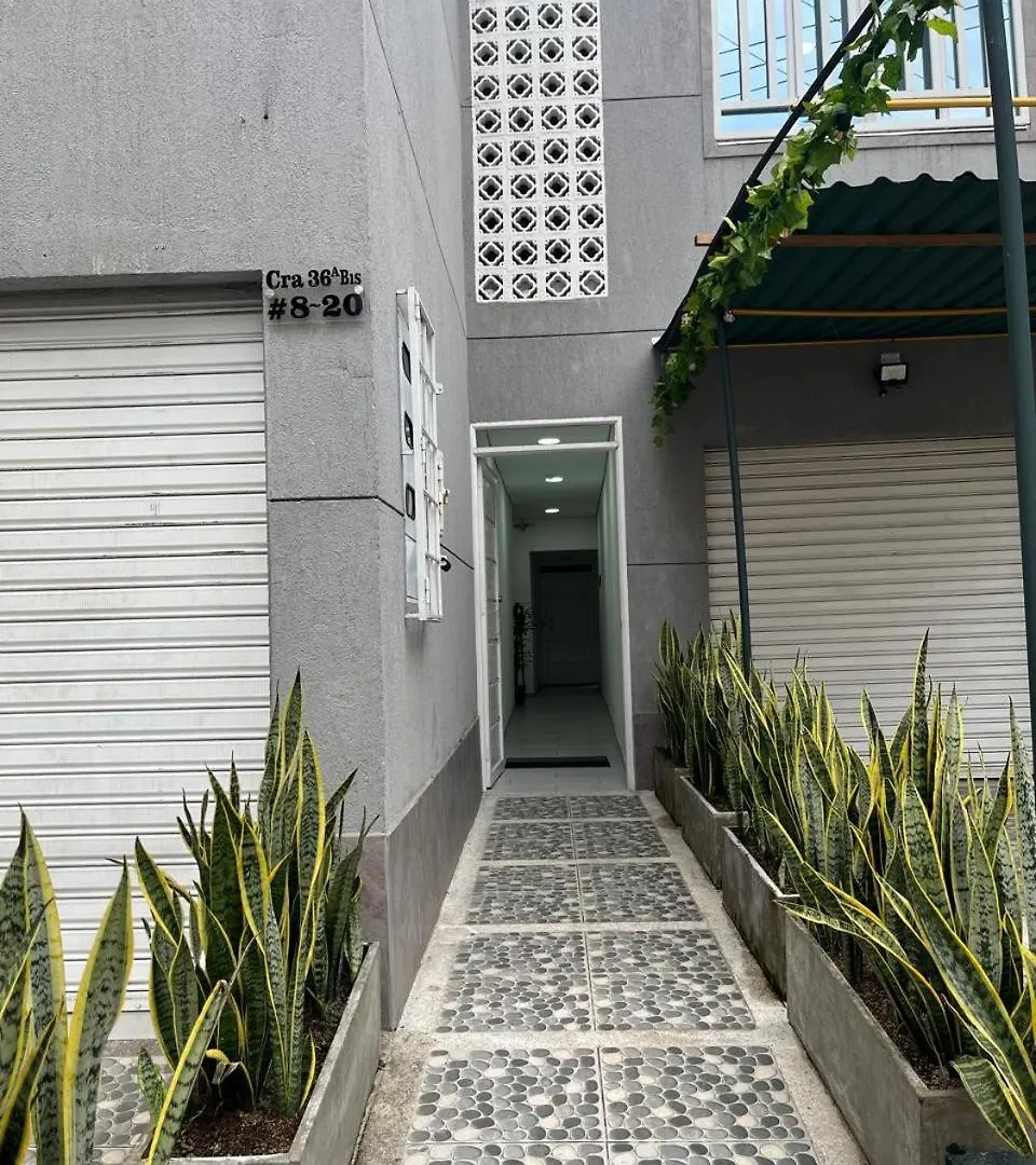 Comodo Y Centrado Apartaestudio En Cali 0*,  Colombia